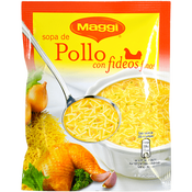 Sopa de pollo con fideos Maggi sobre